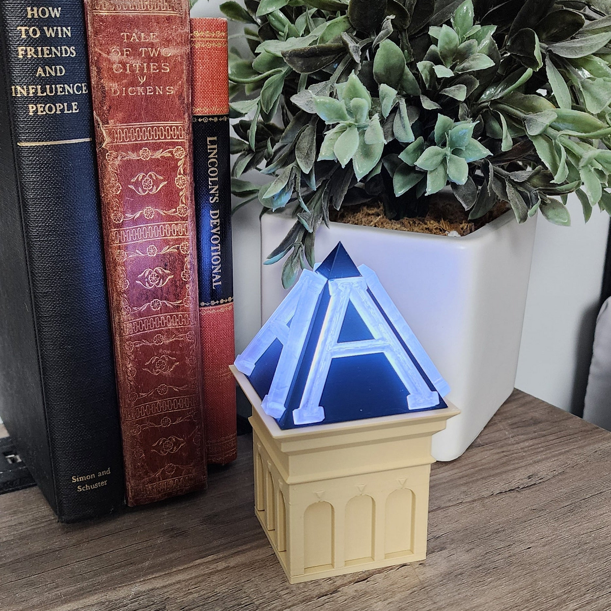 Old Main Light